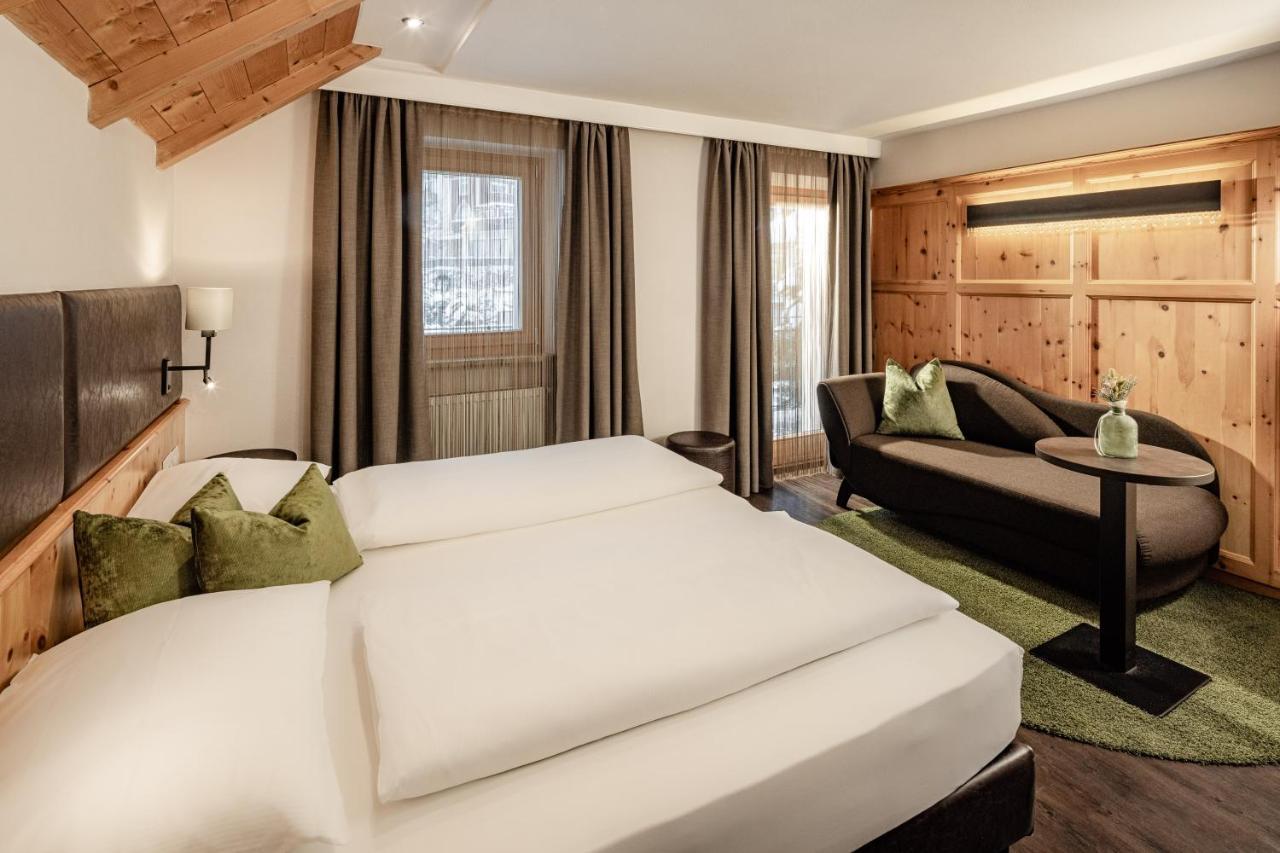 Boutique & Fashion Hotel Maciaconi - Gardenahotels Santa Cristina Val Gardena المظهر الخارجي الصورة
