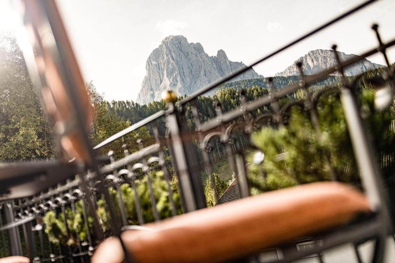 Boutique & Fashion Hotel Maciaconi - Gardenahotels Santa Cristina Val Gardena المظهر الخارجي الصورة