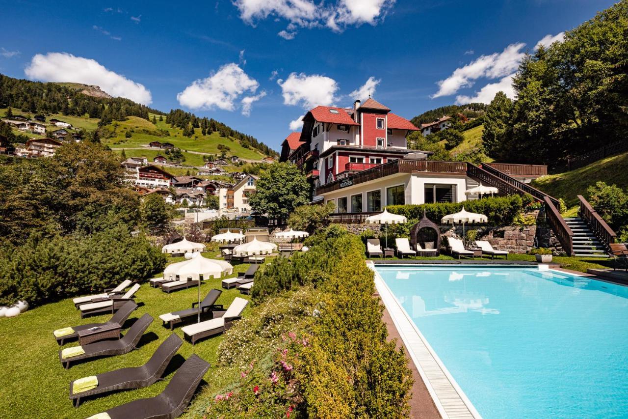 Boutique & Fashion Hotel Maciaconi - Gardenahotels Santa Cristina Val Gardena المظهر الخارجي الصورة