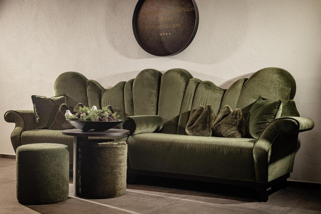 Boutique & Fashion Hotel Maciaconi - Gardenahotels Santa Cristina Val Gardena المظهر الخارجي الصورة