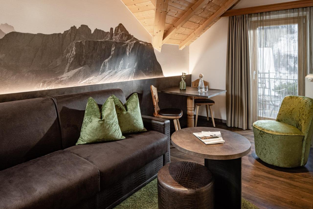 Boutique & Fashion Hotel Maciaconi - Gardenahotels Santa Cristina Val Gardena المظهر الخارجي الصورة