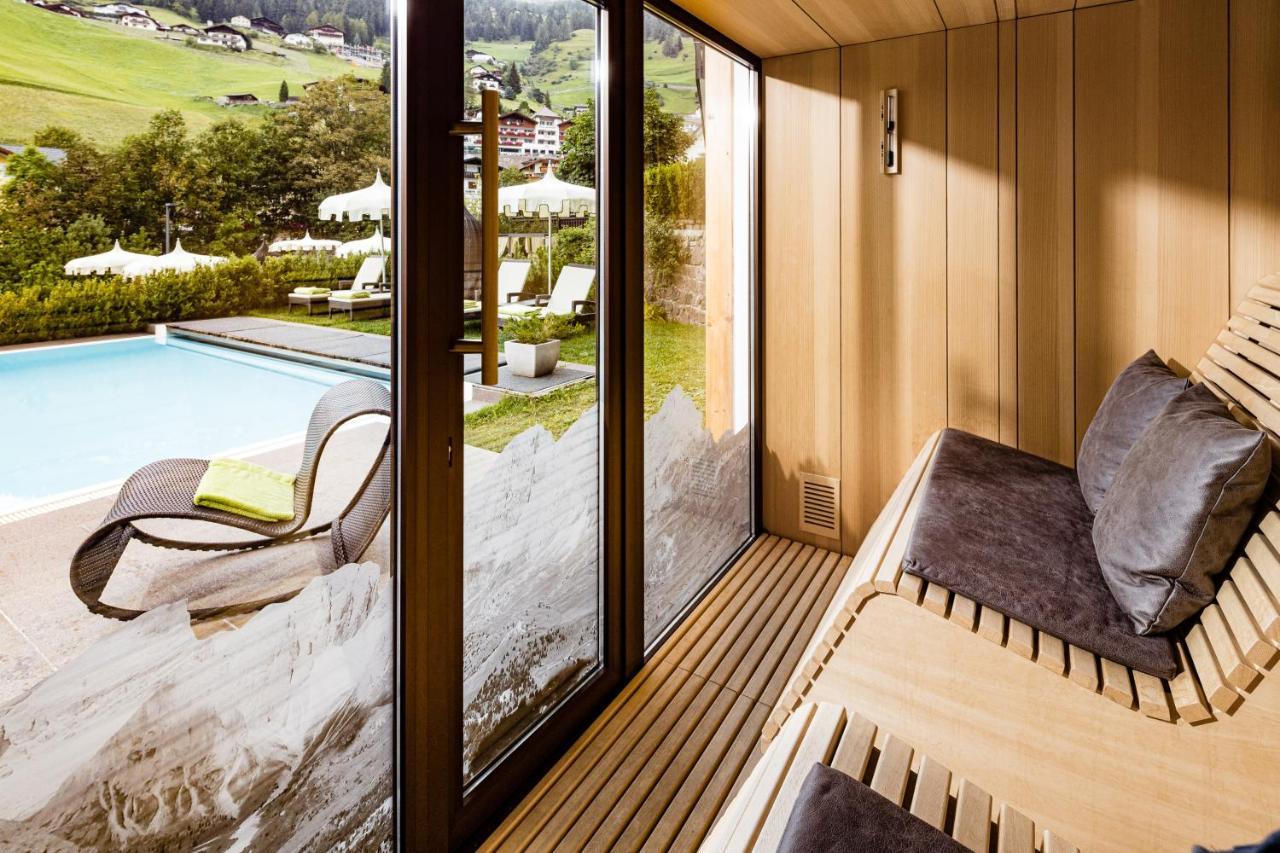 Boutique & Fashion Hotel Maciaconi - Gardenahotels Santa Cristina Val Gardena المظهر الخارجي الصورة
