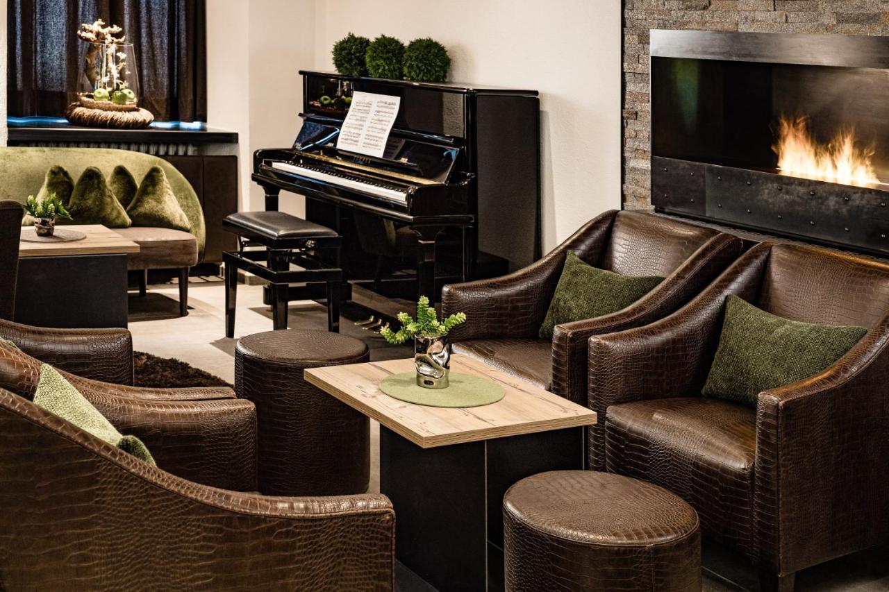 Boutique & Fashion Hotel Maciaconi - Gardenahotels Santa Cristina Val Gardena المظهر الخارجي الصورة